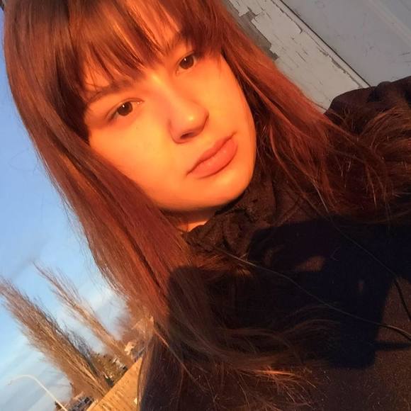 Meet your Posher, Rebbecca - Picture 1 of 1